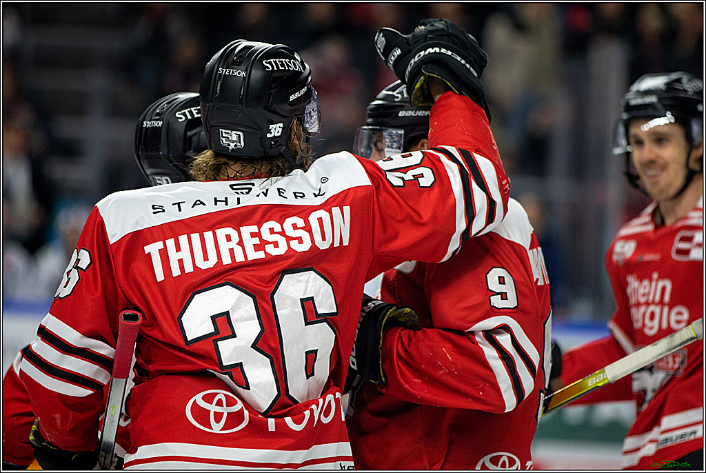 PENNY DEL; Koelner Haie- Schwenninger Wild Wings; Koeln, 18.01.2023